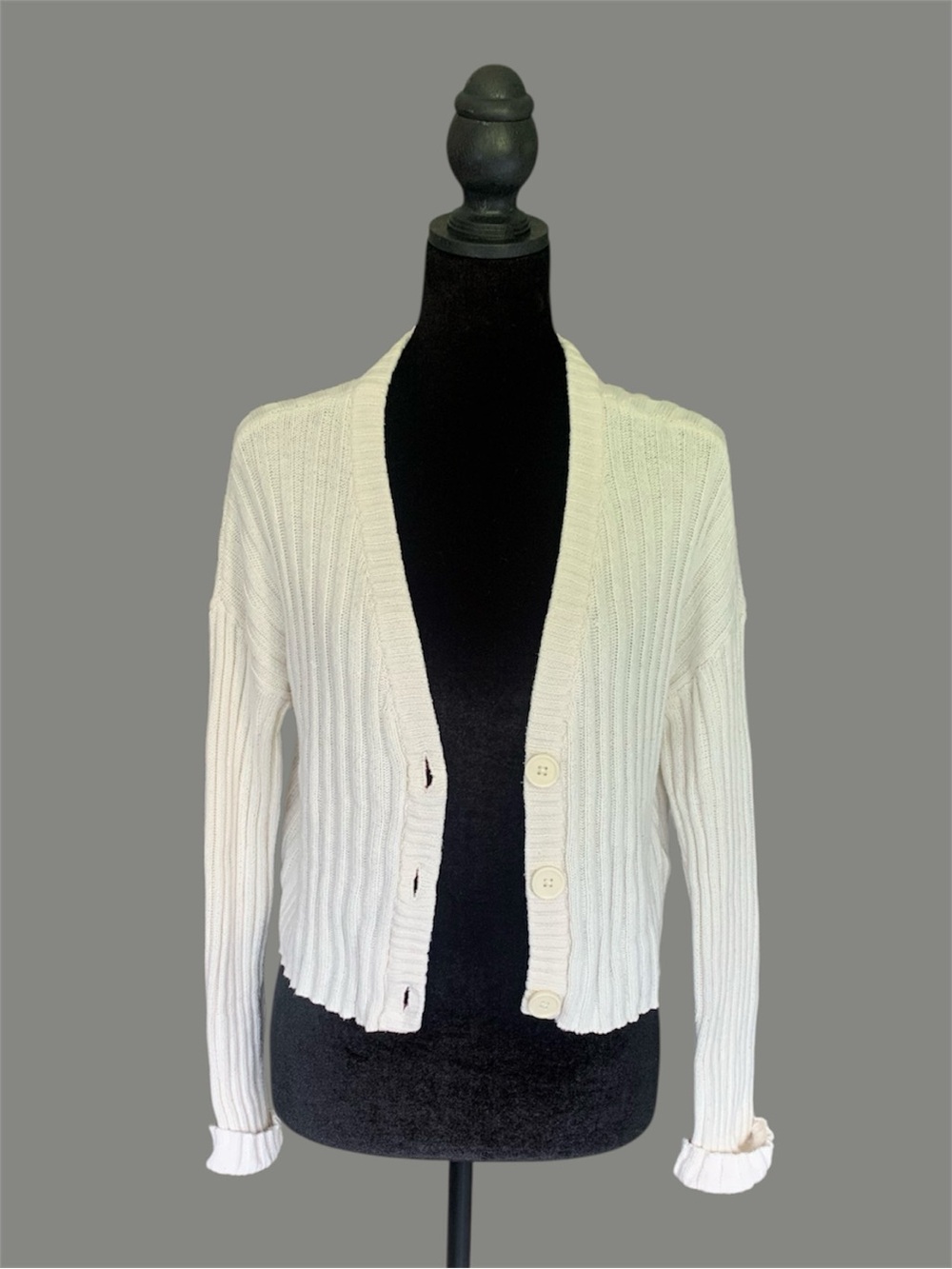 American Eagle Cream Ribbed Cropped Cardigan Sweater - Red Striped Neck